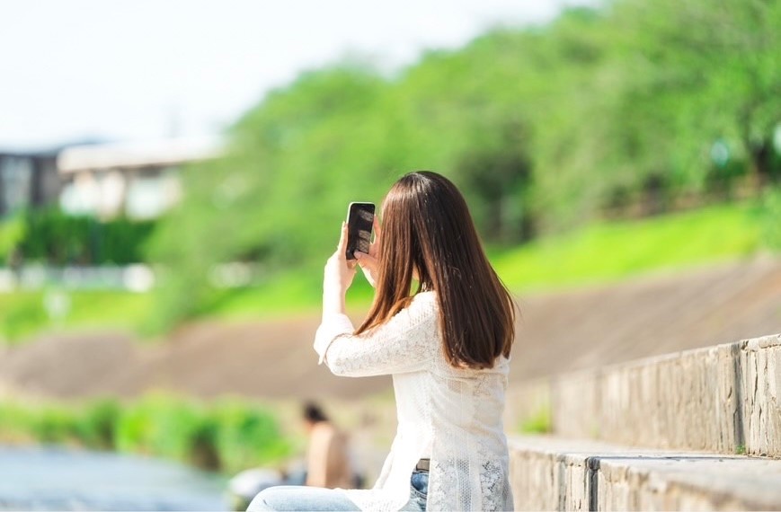 自然光の差し込む校舎で快適に学んでいます