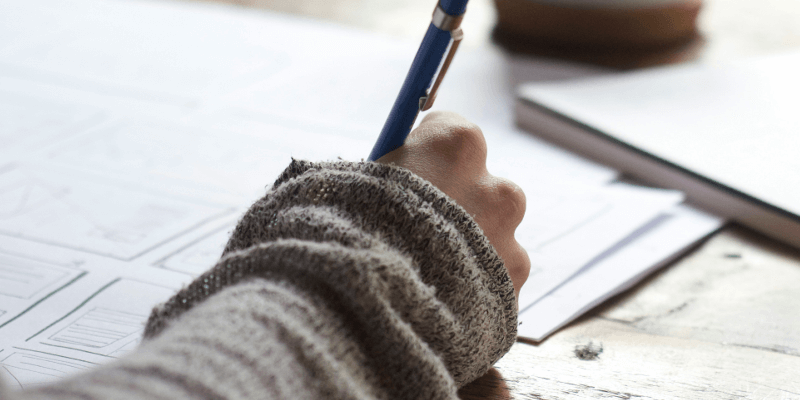 ゲームを学べる専門学校とは？通うメリット・デメリットと学費、後悔しない選び方を解説