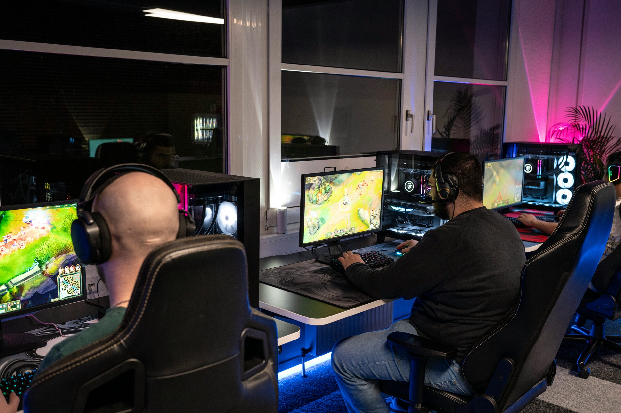 プロゲーマーの1日の練習スケジュールについて！時間帯別に解説